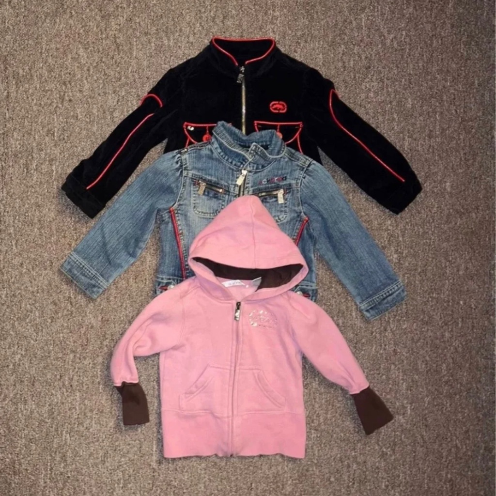 3 Eckored Jackets
